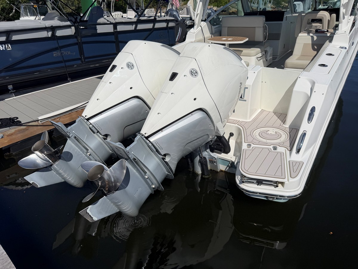 Boston Whaler 280 VANTAGE — 2021 Boston Whaler 280 Vantage — photo 4