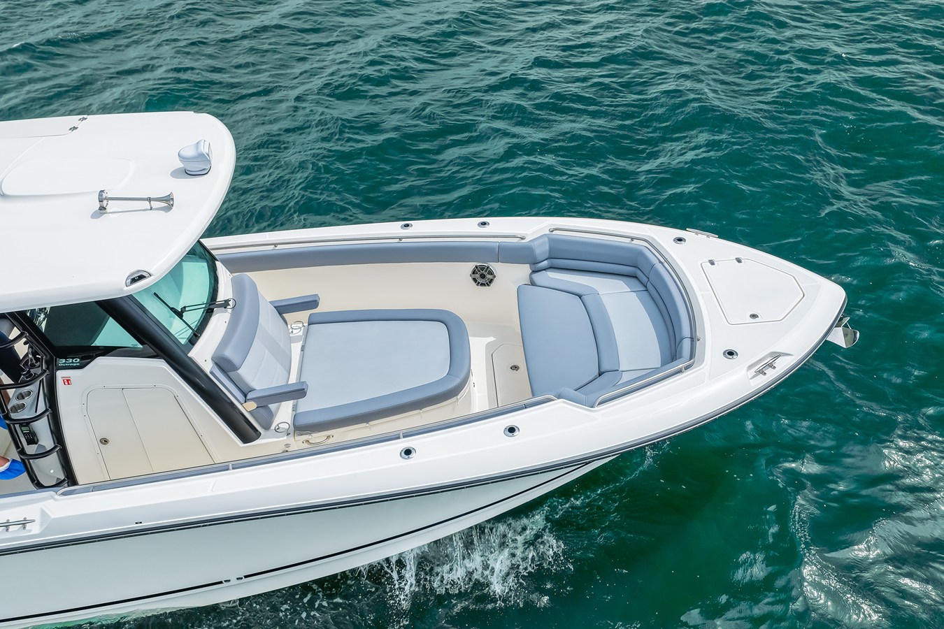 BOSTON WHALER 330 OUTRAGE, photo 8