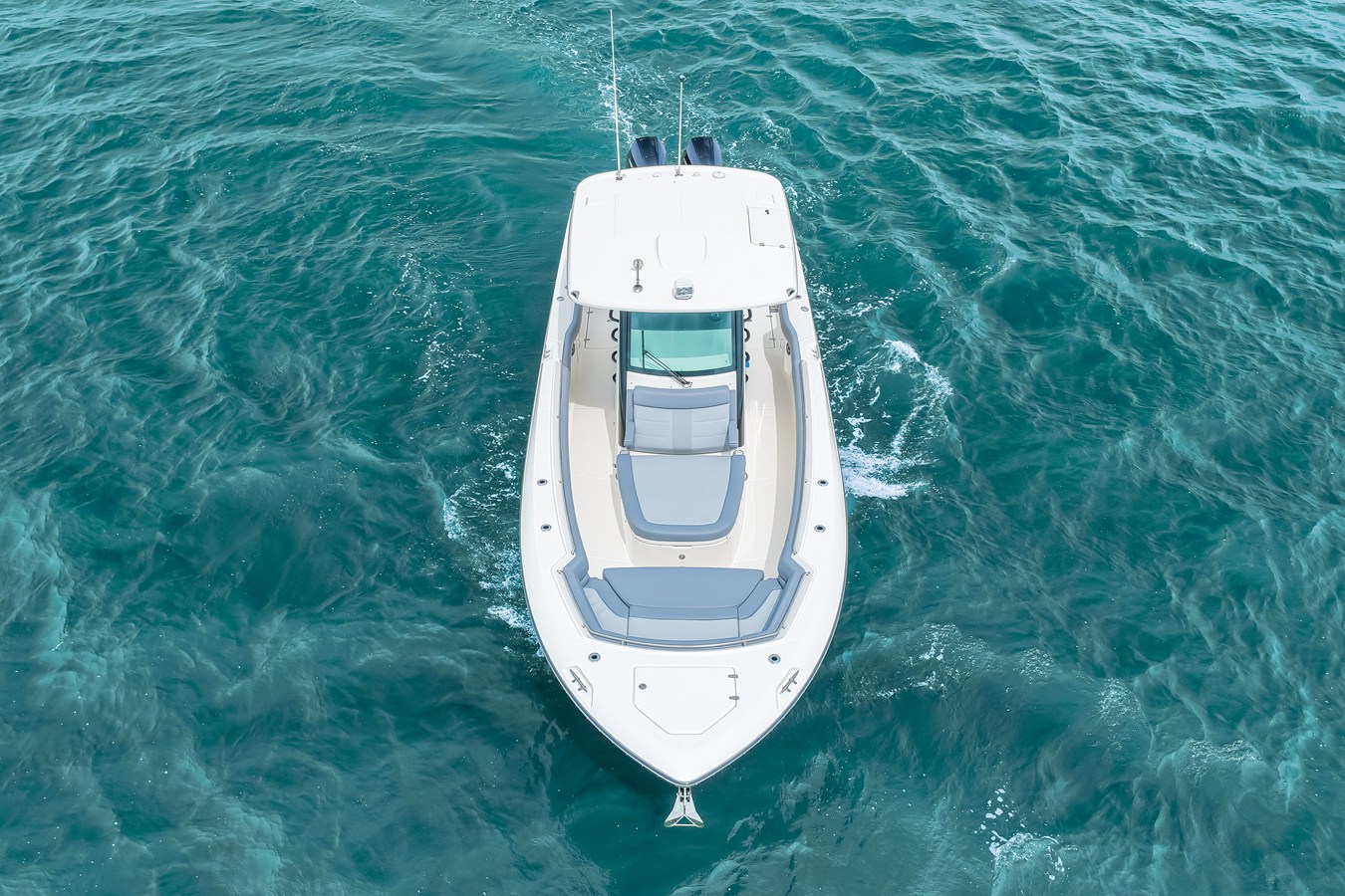 BOSTON WHALER 330 OUTRAGE, photo 11