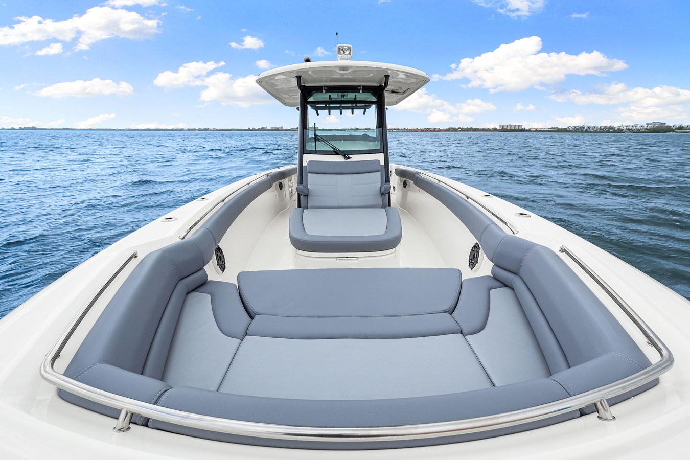 BOSTON WHALER 330 OUTRAGE, photo 35