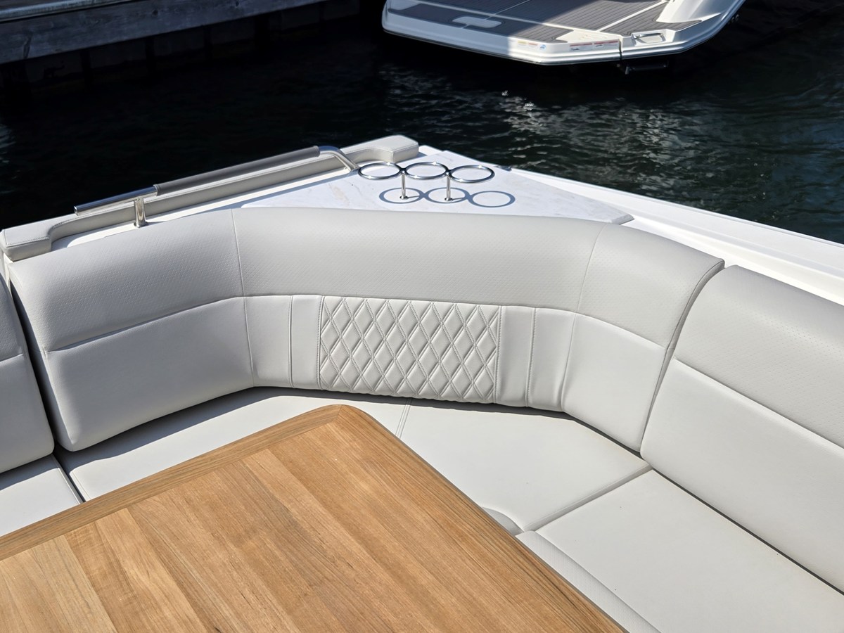 SEA RAY SLX 400, photo 16
