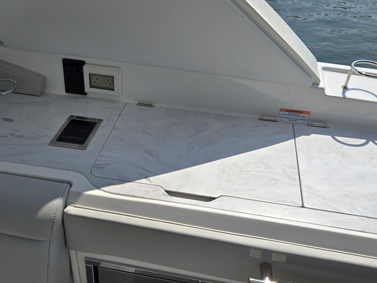 SEA RAY SLX 400, photo 20