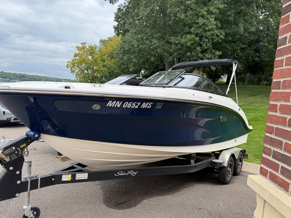 Sea Ray 21 SPX — 2025 Sea Ray 21 SPX — photo 2
