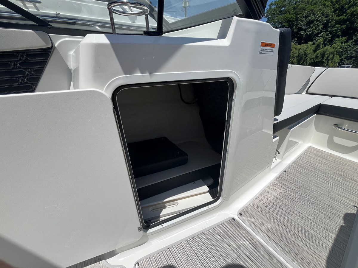 SEA RAY SPX 210 OUTBOARD, photo 12