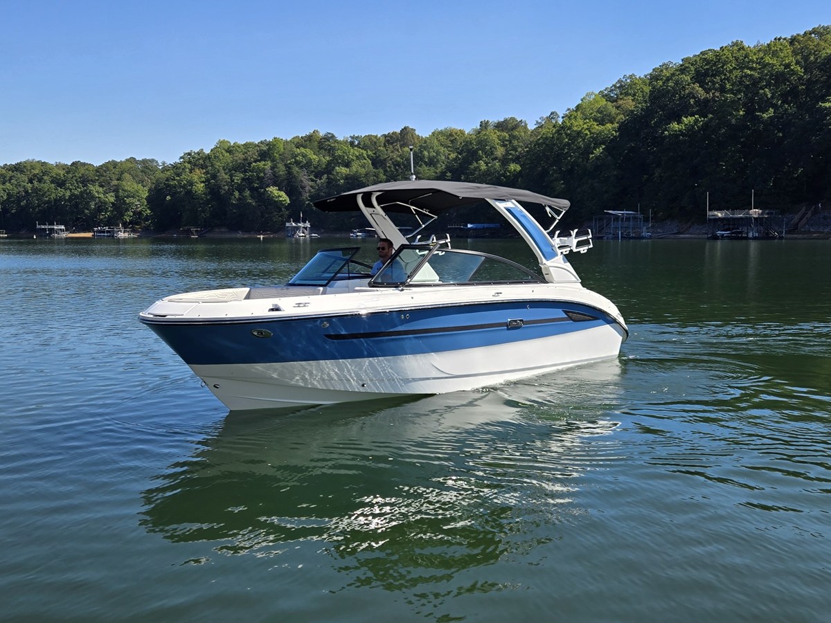 SEA RAY SDX 250 SURF, photo 2
