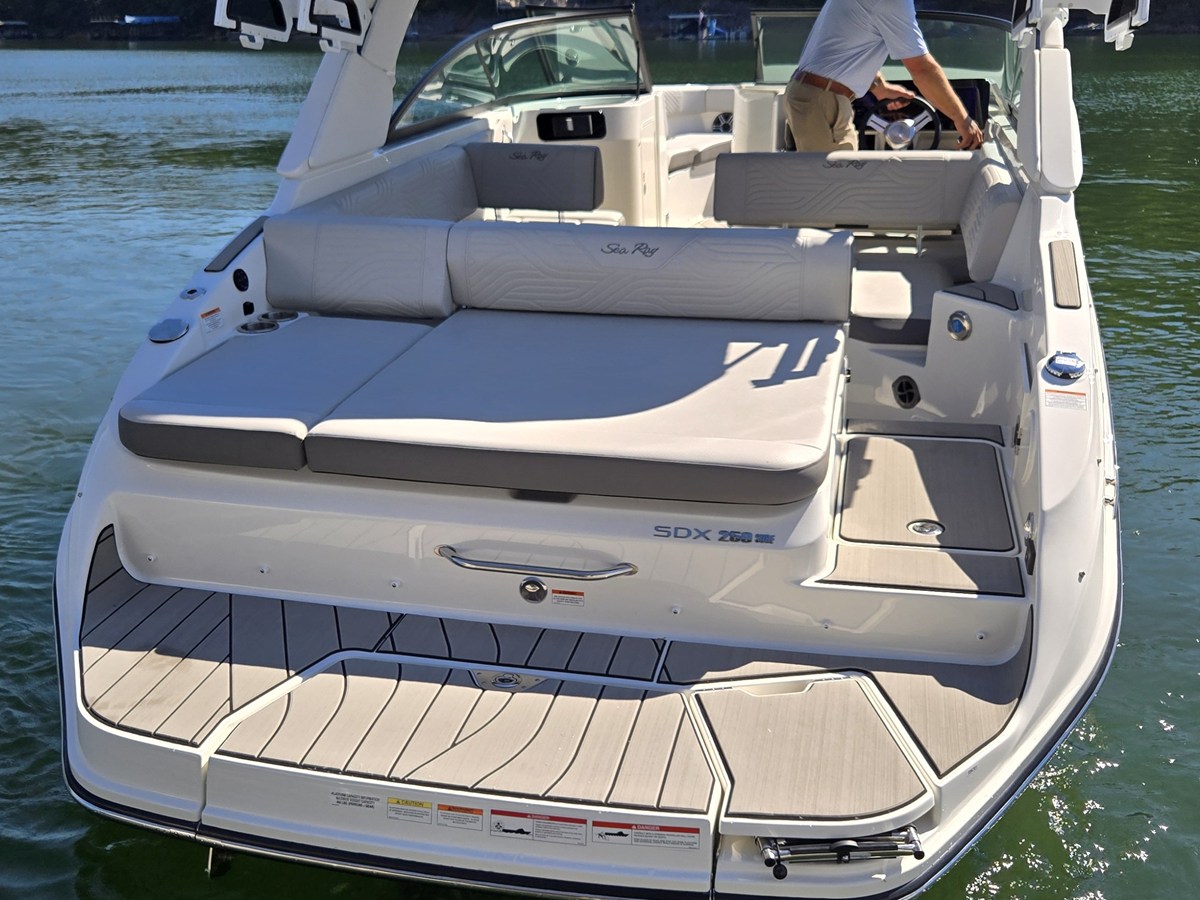 SEA RAY SDX 250 SURF, photo 9
