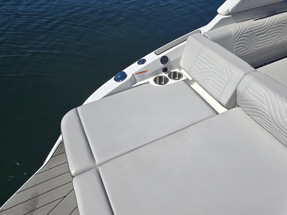 SEA RAY SDX 250 SURF, photo 11