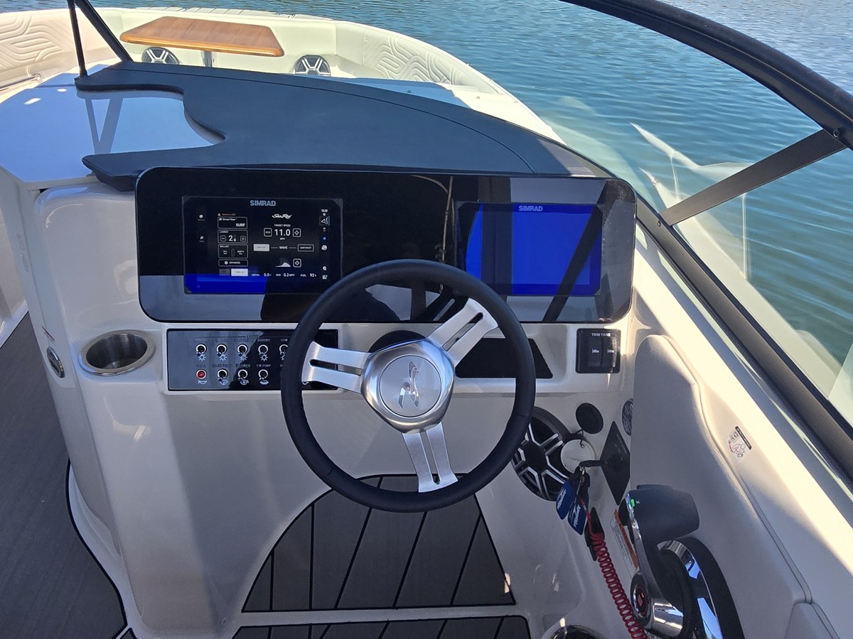 SEA RAY SDX 250 SURF, photo 22