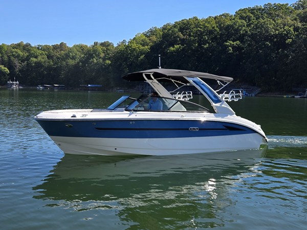 SEA RAY SDX 250 SURF — 2027 Sea Ray SDX 250 Surf