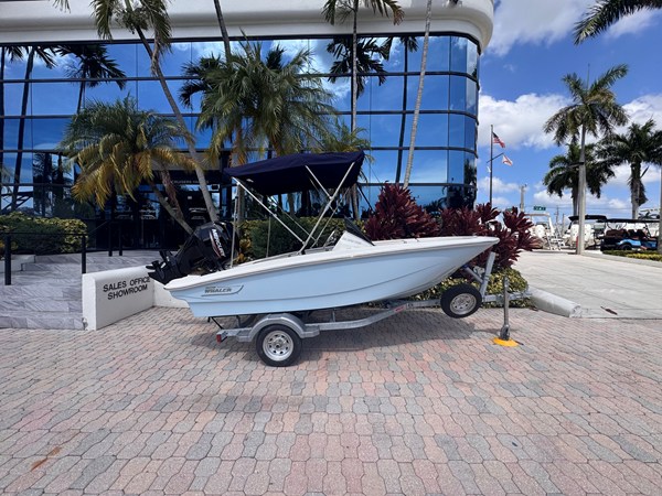 BOSTON WHALER 130 SUPER SPORT — 2027 Boston Whaler 130 Super Sport