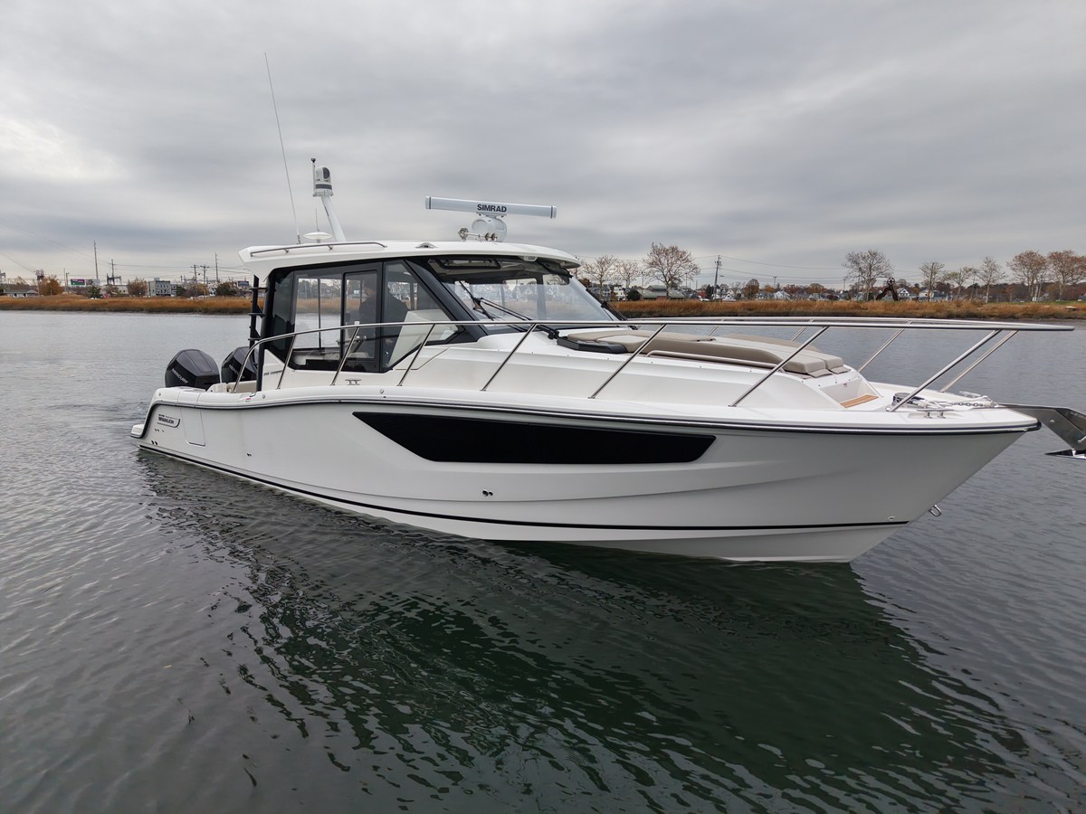 BOSTON WHALER 365 CONQUEST, photo 5