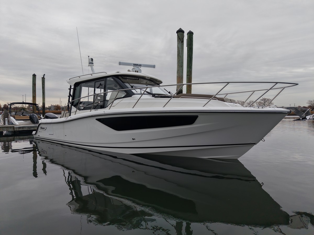 BOSTON WHALER 365 CONQUEST, photo 57