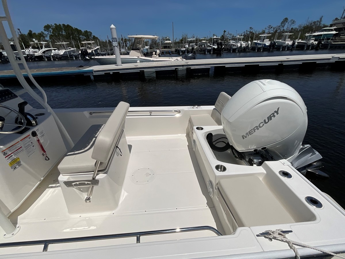 BOSTON WHALER 190 MONTAUK, photo 9