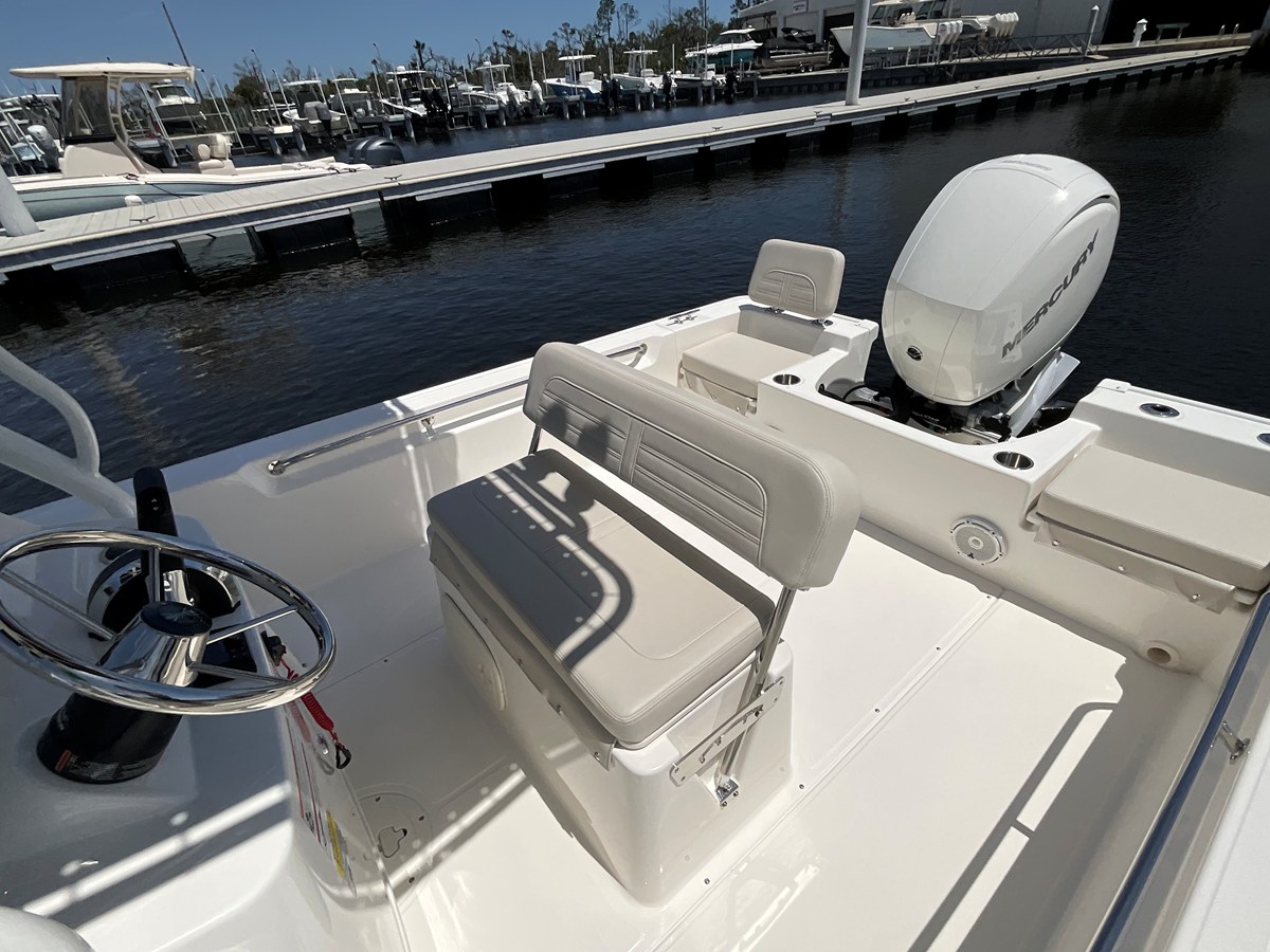 BOSTON WHALER 190 MONTAUK, photo 14