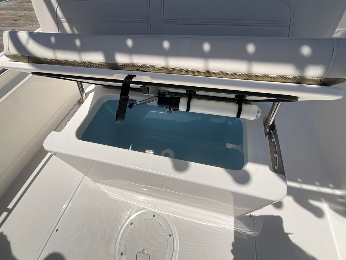 BOSTON WHALER 190 MONTAUK, photo 19