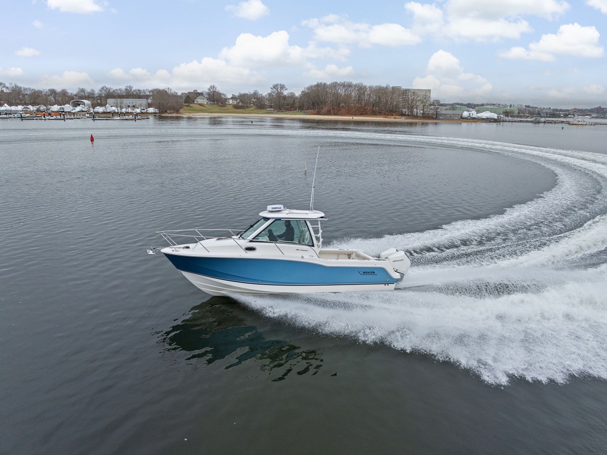 BOSTON WHALER 285 CONQUEST, photo 2