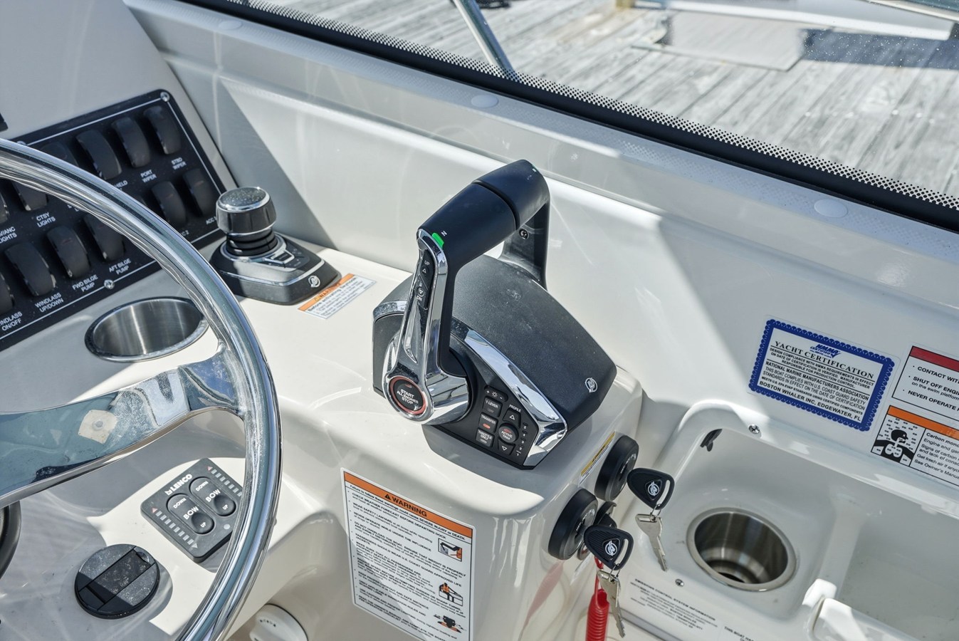 BOSTON WHALER 285 CONQUEST, photo 23