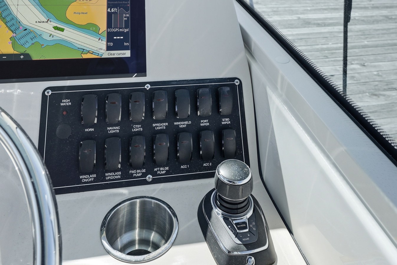 BOSTON WHALER 285 CONQUEST, photo 25