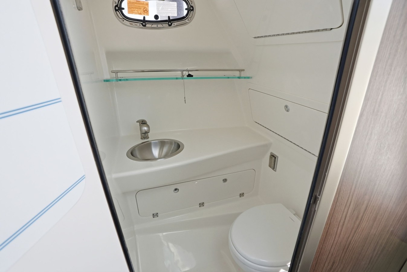 BOSTON WHALER 285 CONQUEST, photo 27
