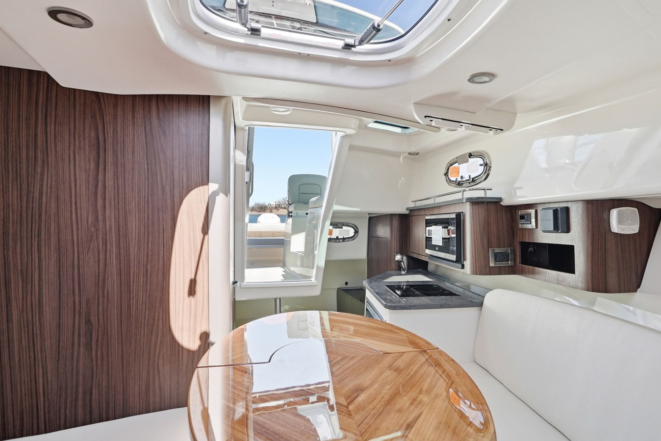 BOSTON WHALER 285 CONQUEST, photo 32