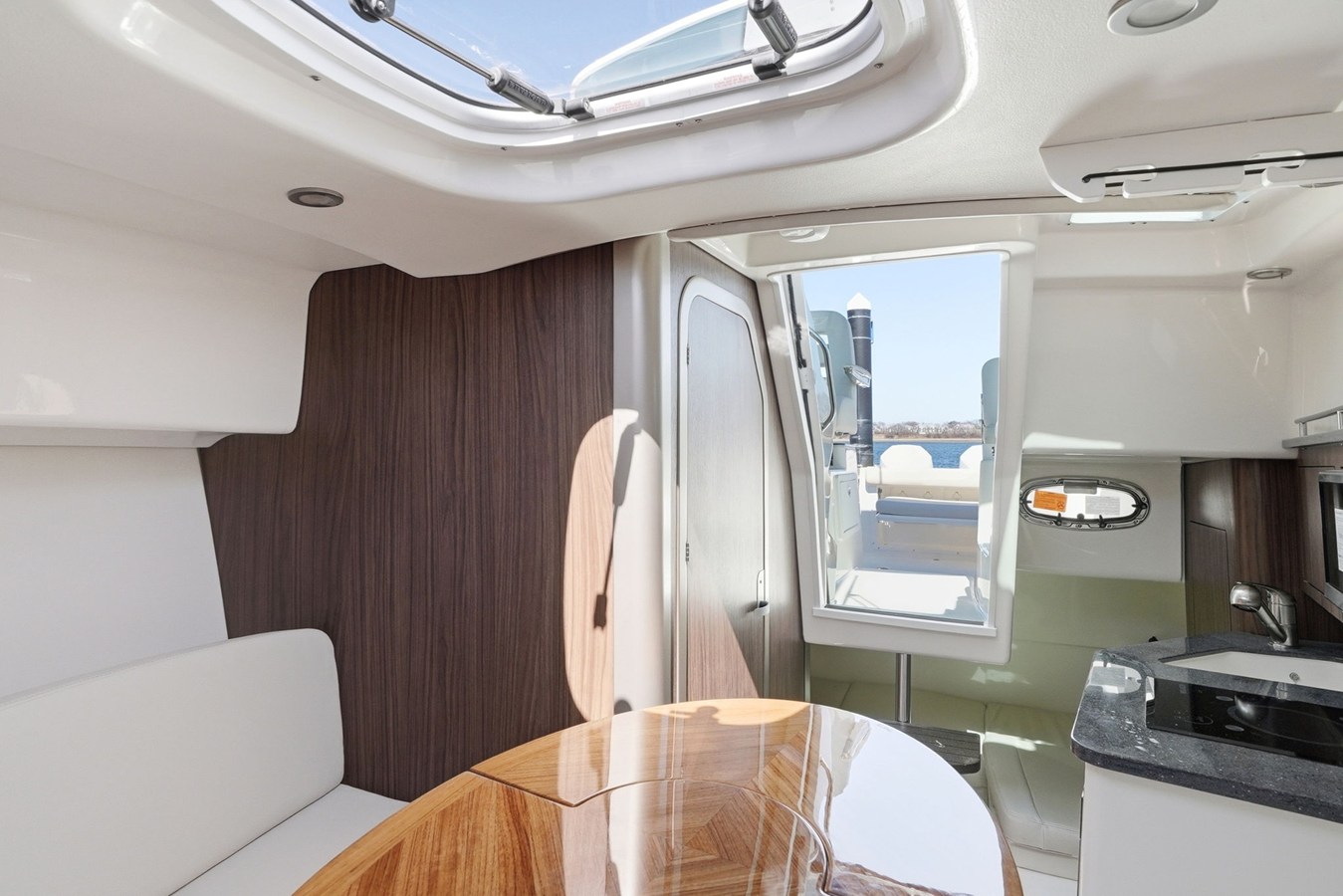 BOSTON WHALER 285 CONQUEST, photo 33