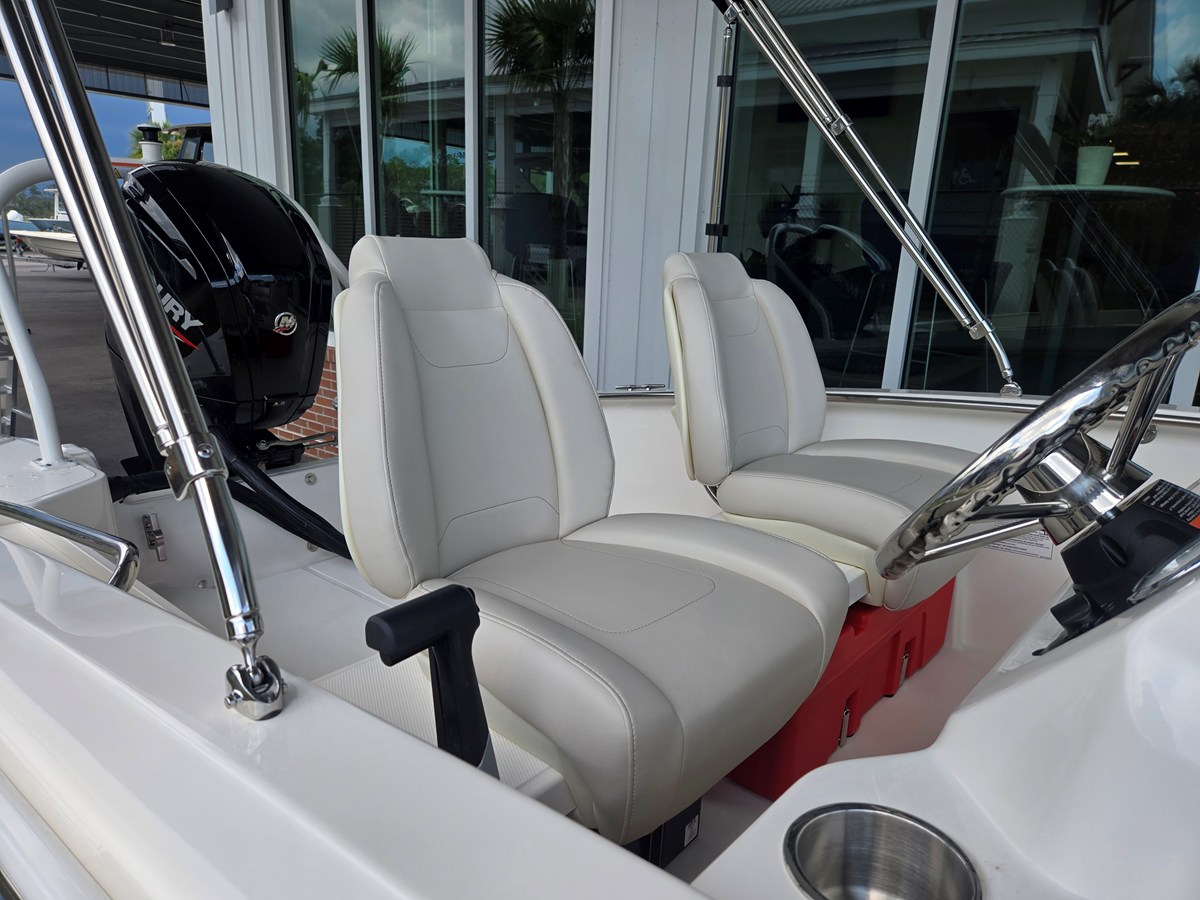 BOSTON WHALER 160 SUPER SPORT, photo 5