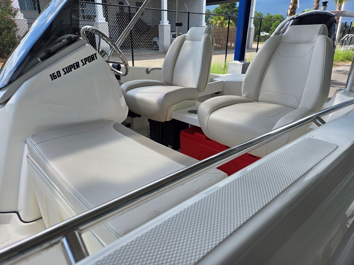 BOSTON WHALER 160 SUPER SPORT, photo 9