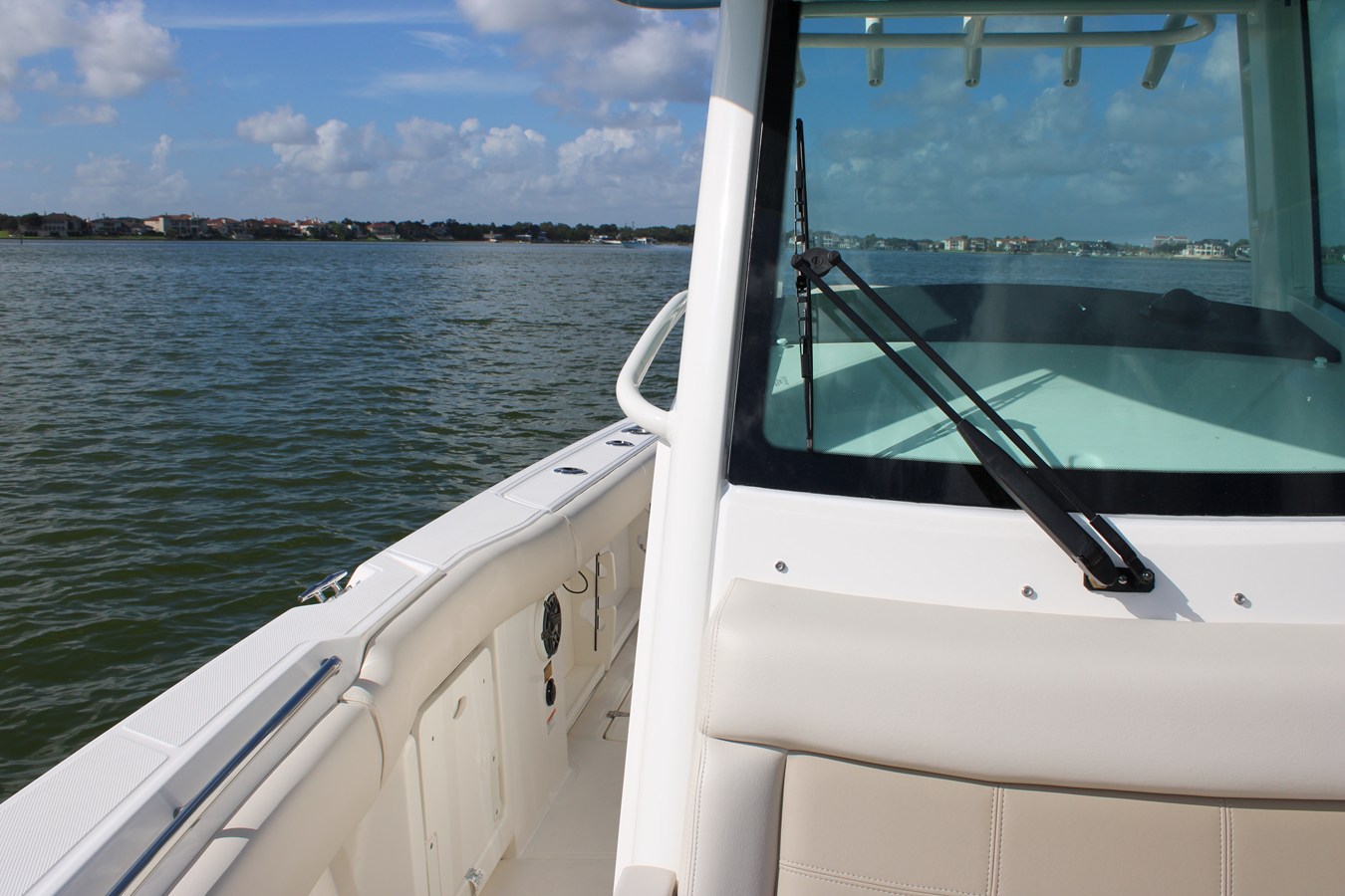 BOSTON WHALER 250 OUTRAGE, photo 14