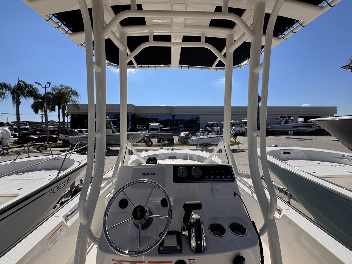 BOSTON WHALER 190 MONTAUK, photo 11