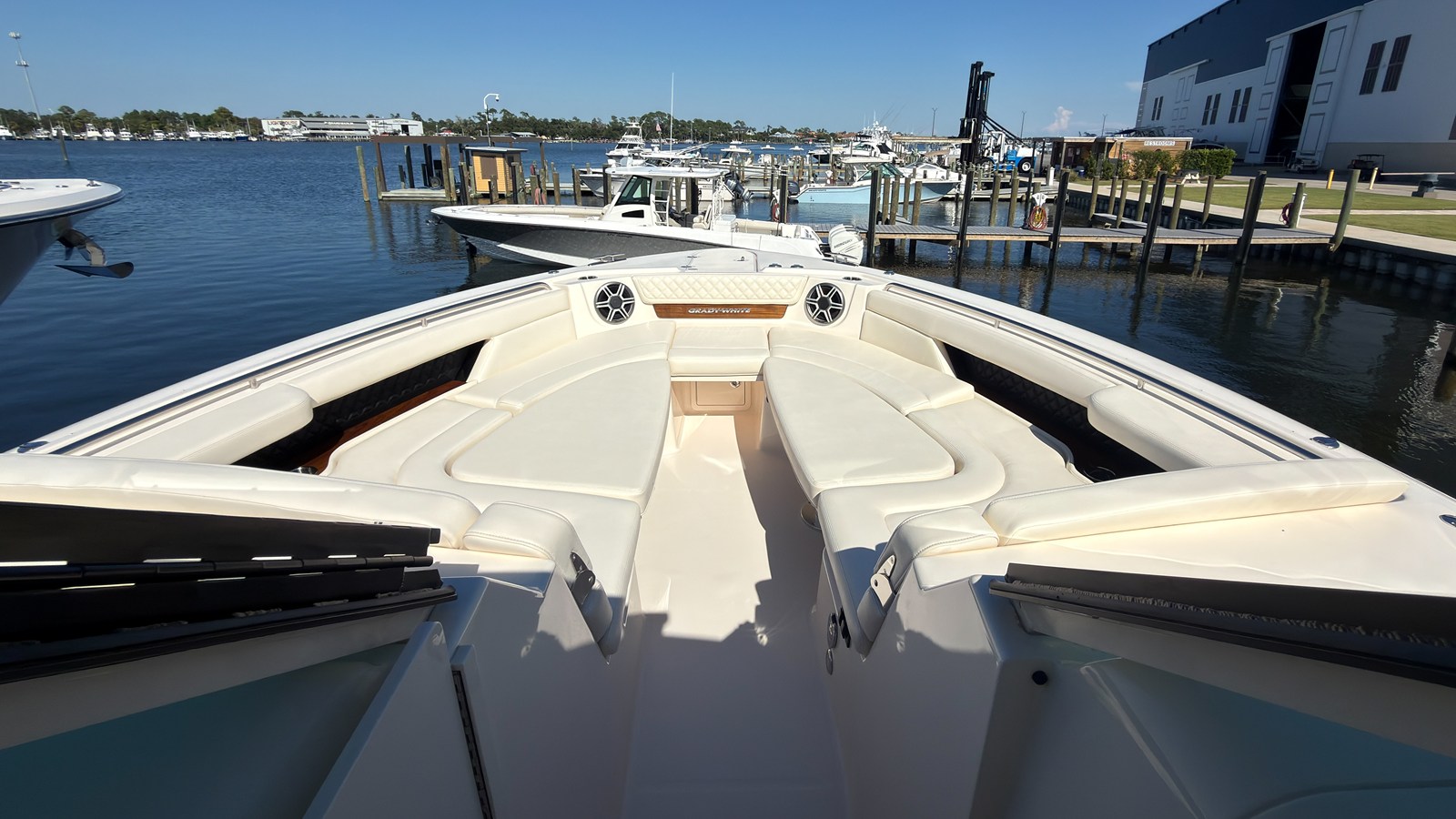 GRADY-WHITE FREEDOM 415, photo 9