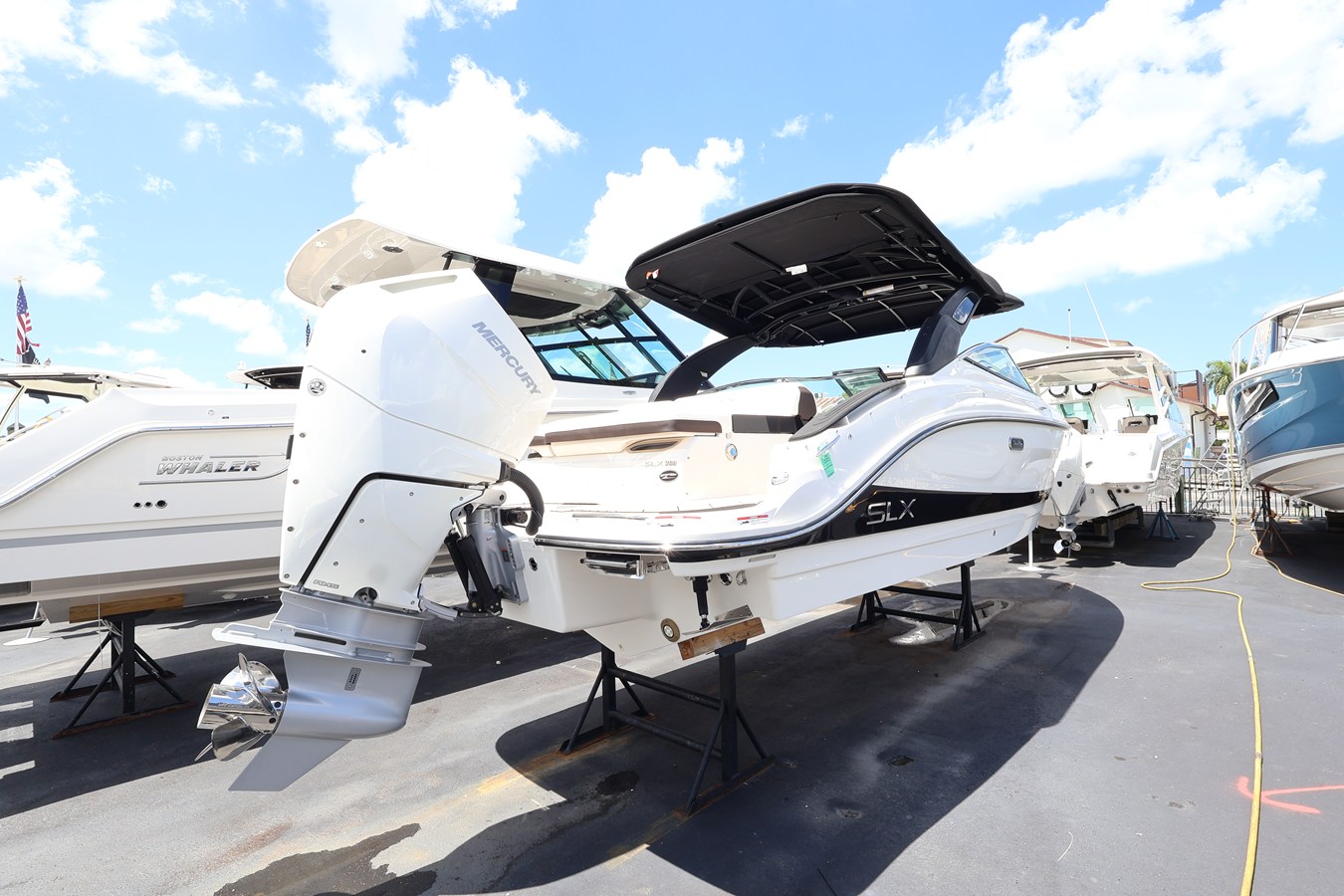 SEA RAY SLX 260 OUTBOARD, photo 3