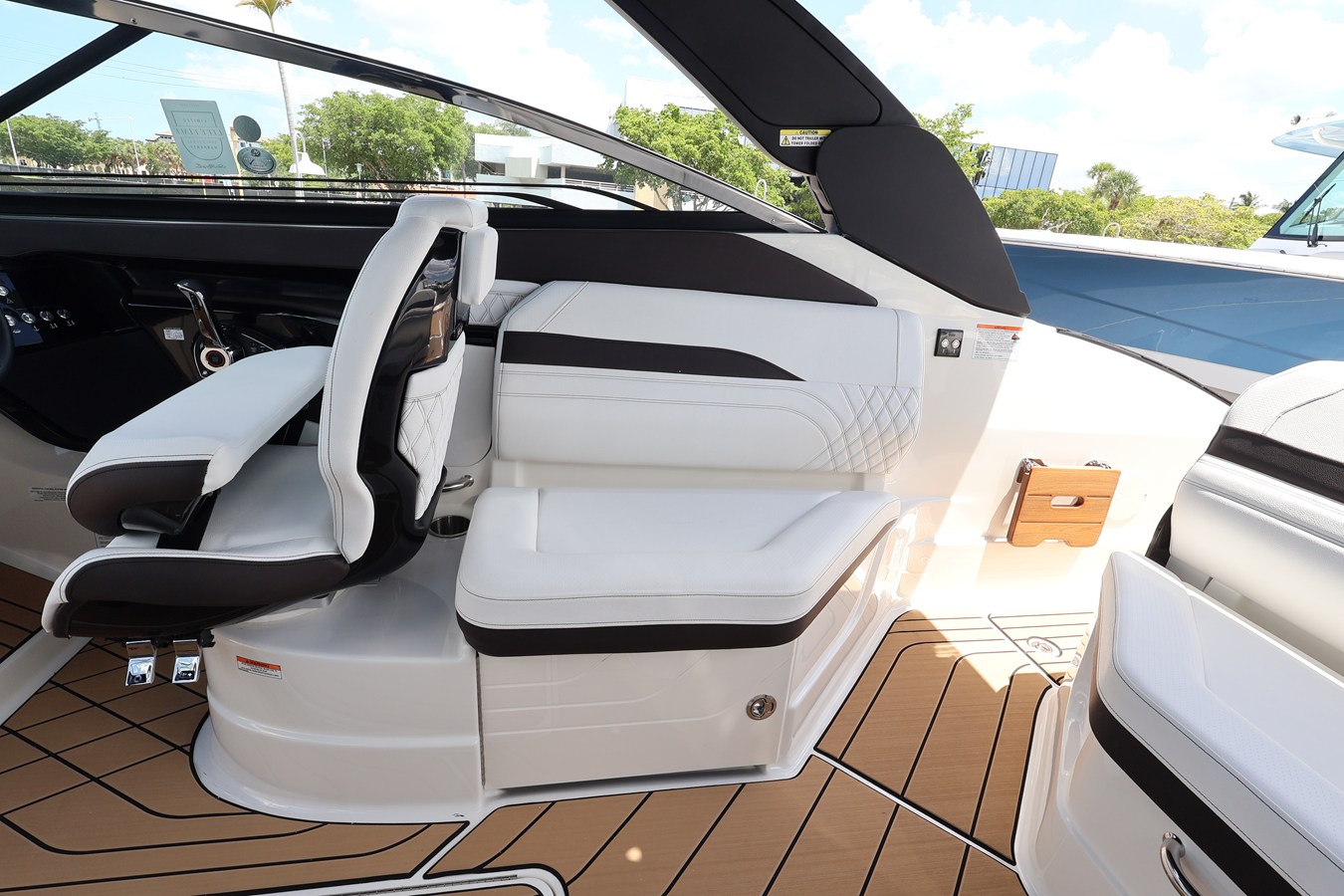 SEA RAY SLX 260 OUTBOARD, photo 13