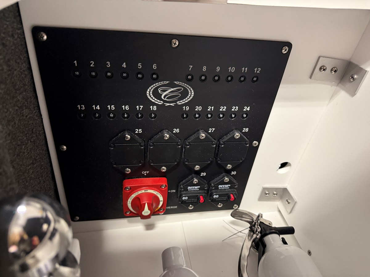 COBALT R6 SURF, photo 28