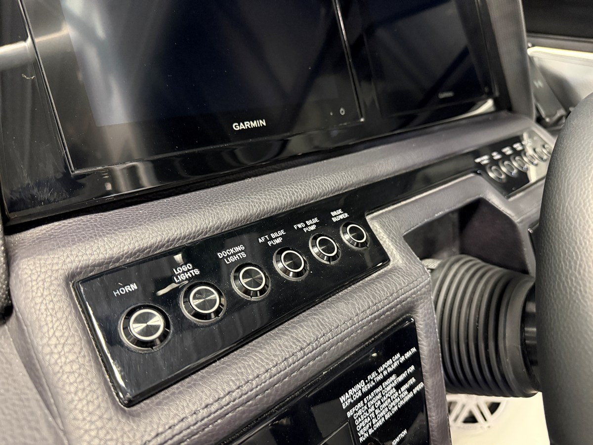 COBALT R6 SURF, photo 63