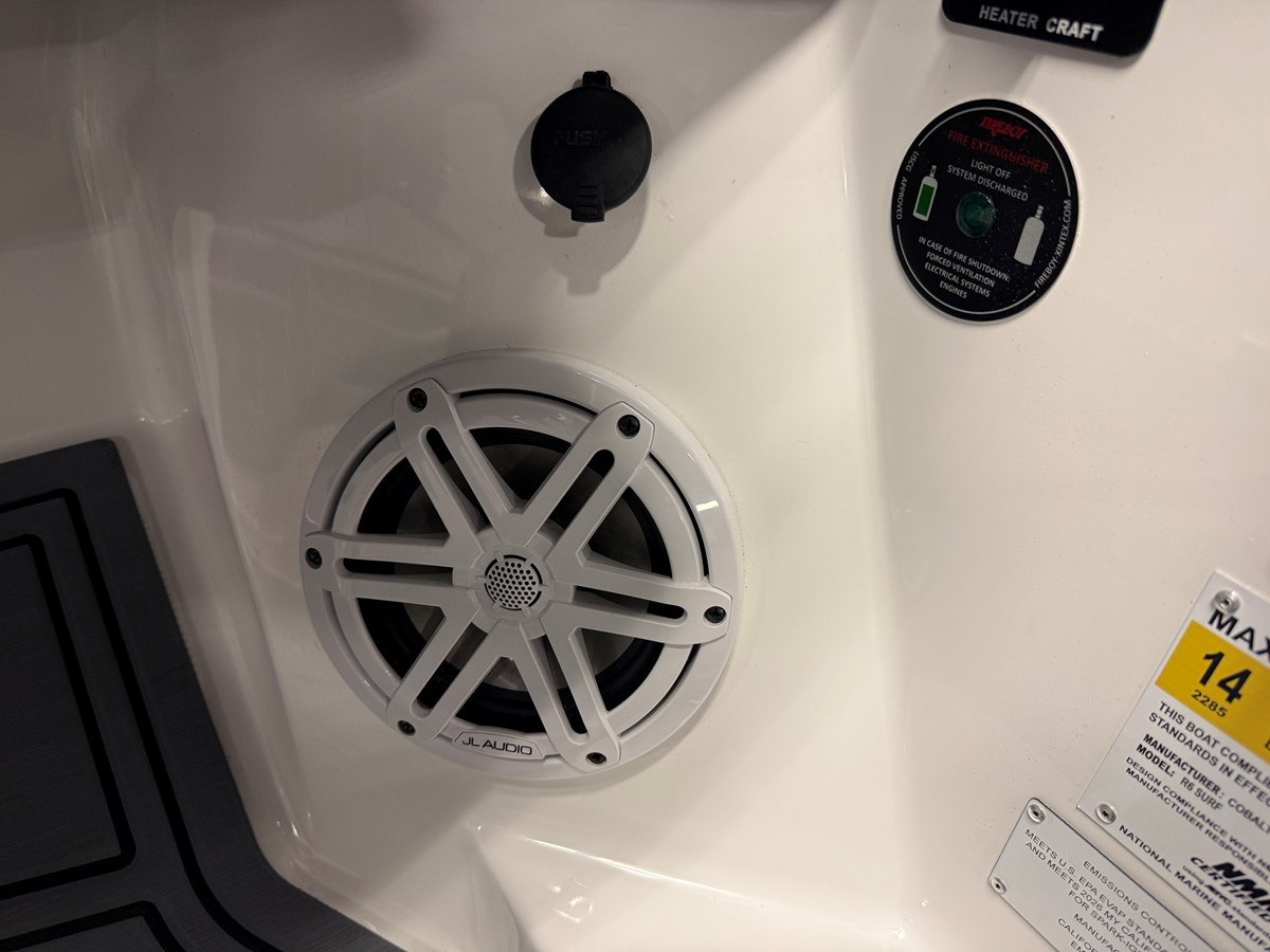 COBALT R6 SURF, photo 72