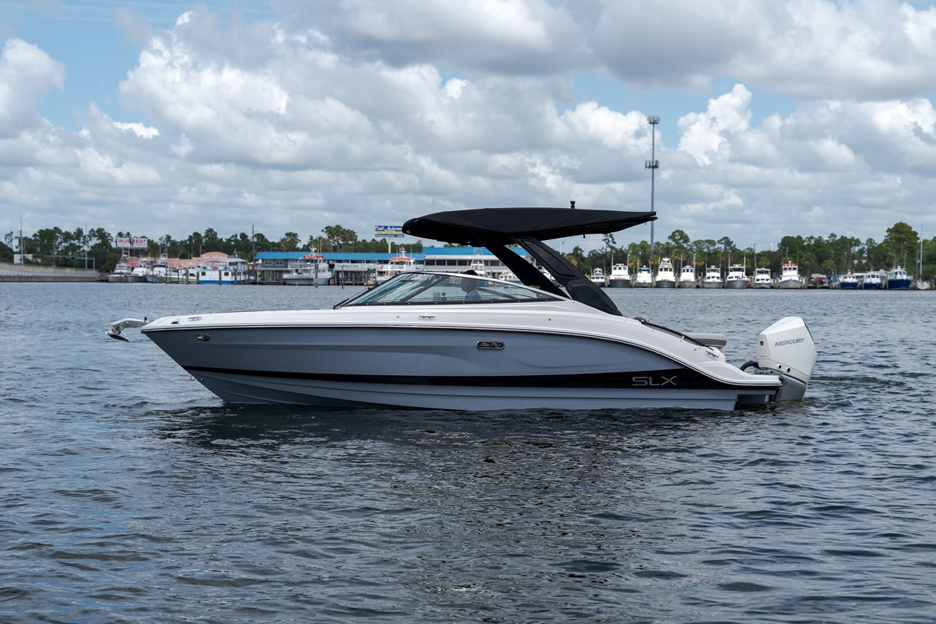 Sea Ray SEA RAY SLX 260 OUTBOARD