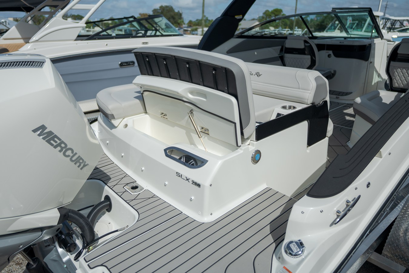 SEA RAY SLX 260 OUTBOARD, photo 28