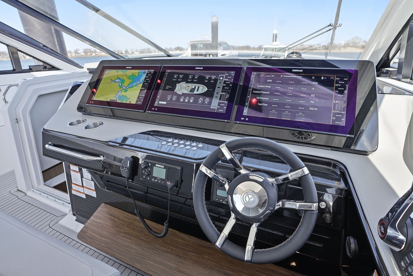 CRUISERS YACHTS 50 GLS OB, photo 33