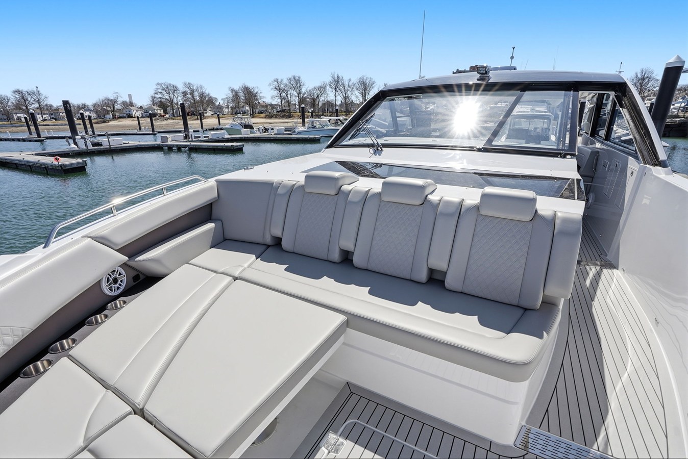 CRUISERS YACHTS 50 GLS OB, photo 50