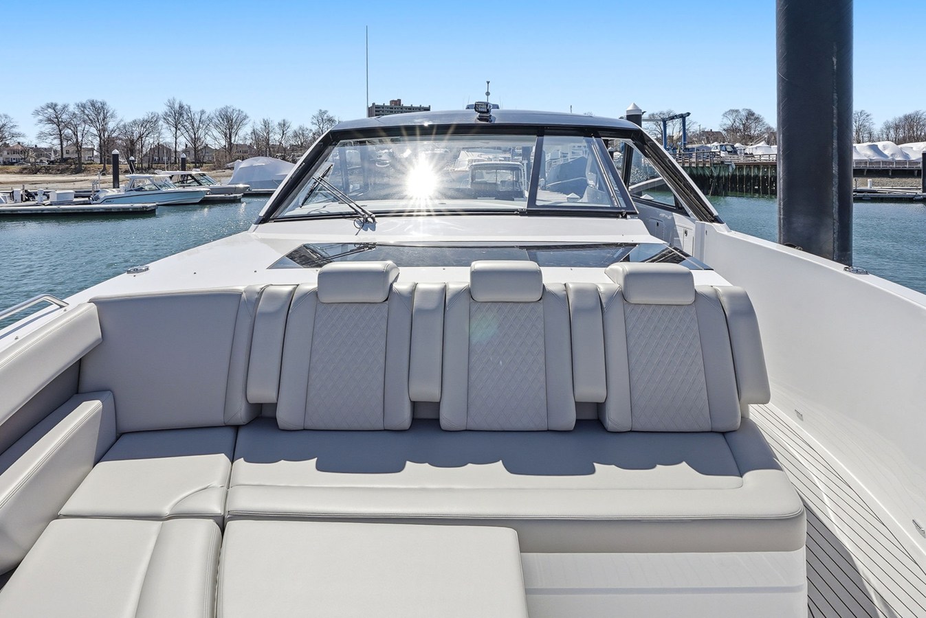 CRUISERS YACHTS 50 GLS OB, photo 52