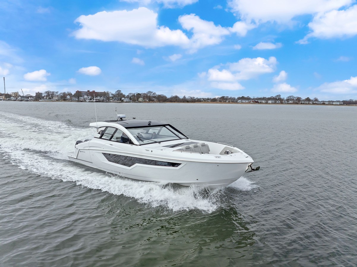 CRUISERS YACHTS 50 GLS OB, photo 56
