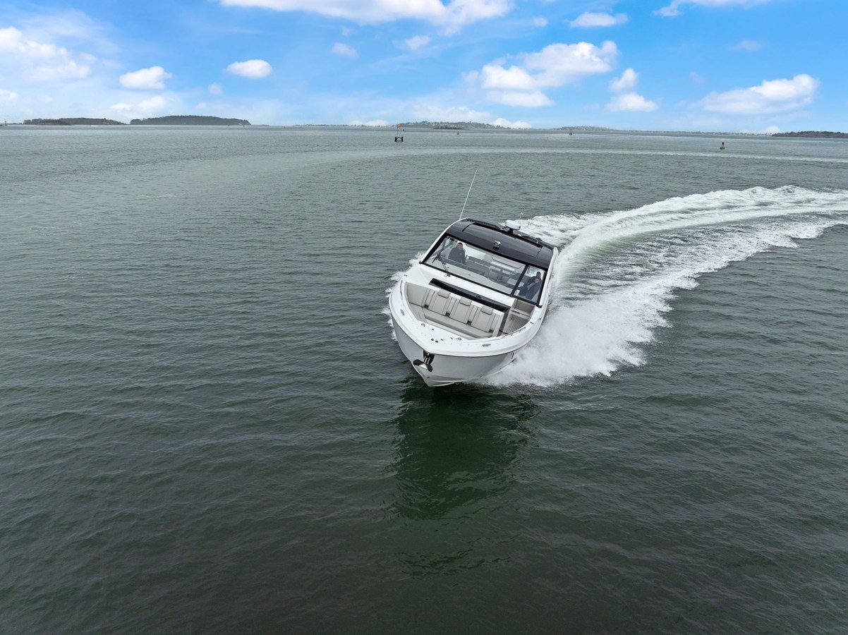 CRUISERS YACHTS 50 GLS OB, photo 60