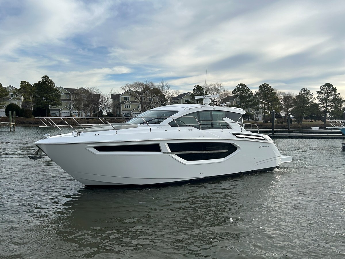 Cruisers Yachts 42 Cantius — 2026 Cruisers Yachts 42 Cantius — photo 5