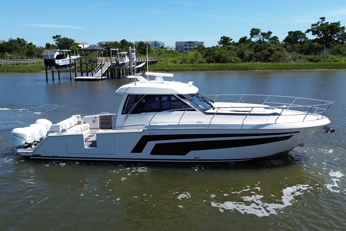 OCEAN ALEXANDER 45 DIVERGENCE COUPE — 2021 Ocean Alexander 45 Divergence Coupe