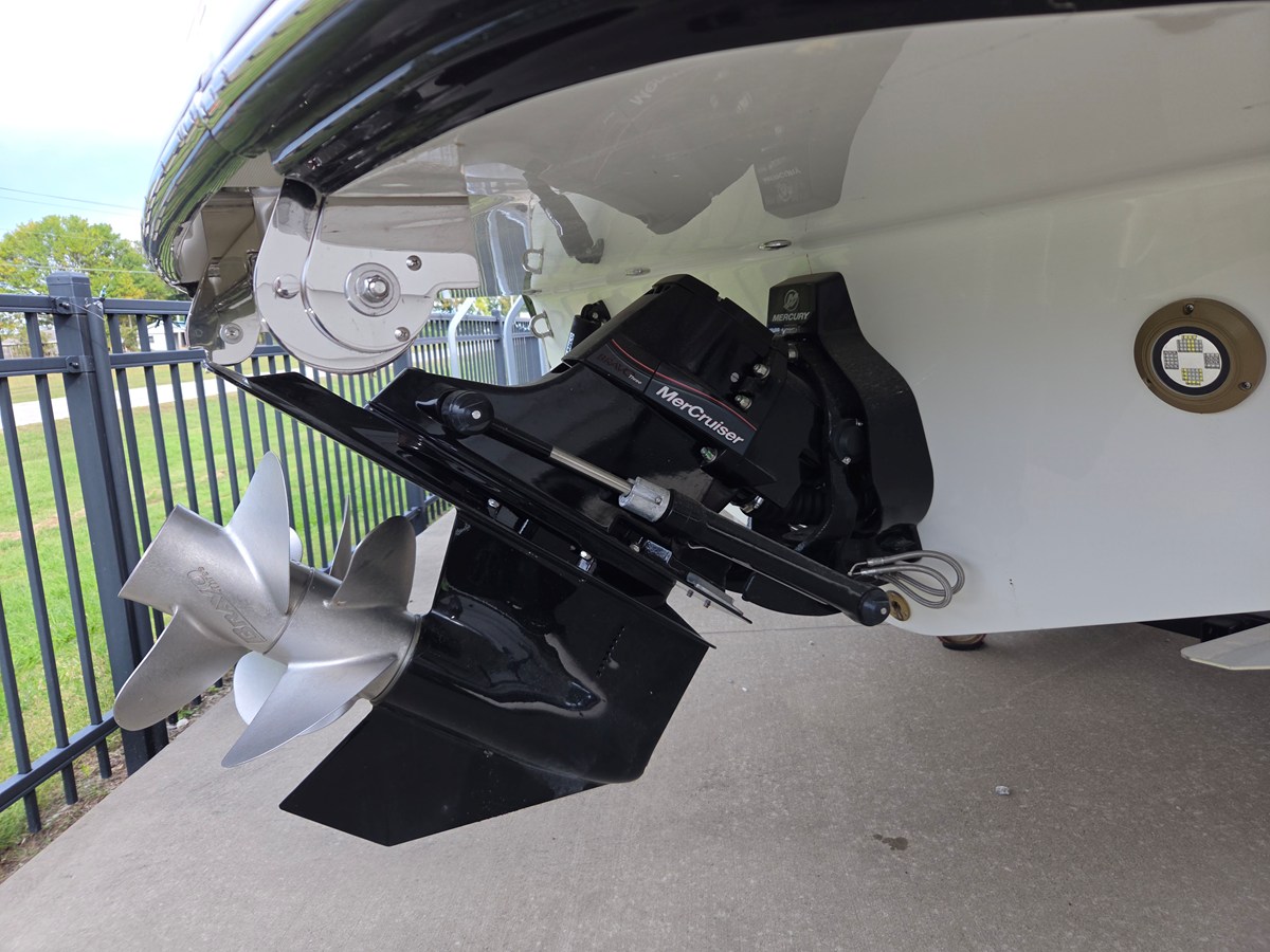 SEA RAY SDX 250, photo 9