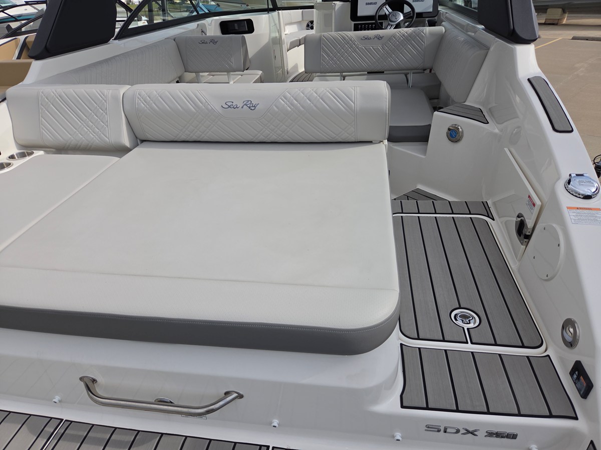 SEA RAY SDX 250, photo 13