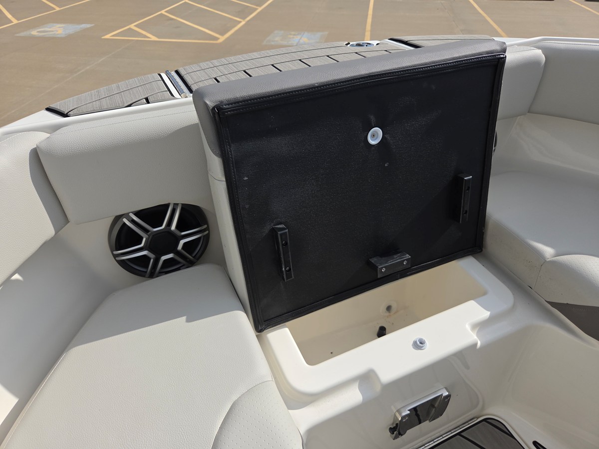 SEA RAY SDX 250, photo 24