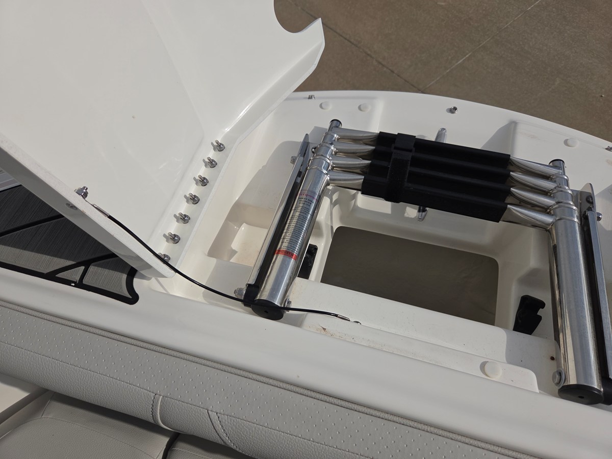 SEA RAY SDX 250, photo 28
