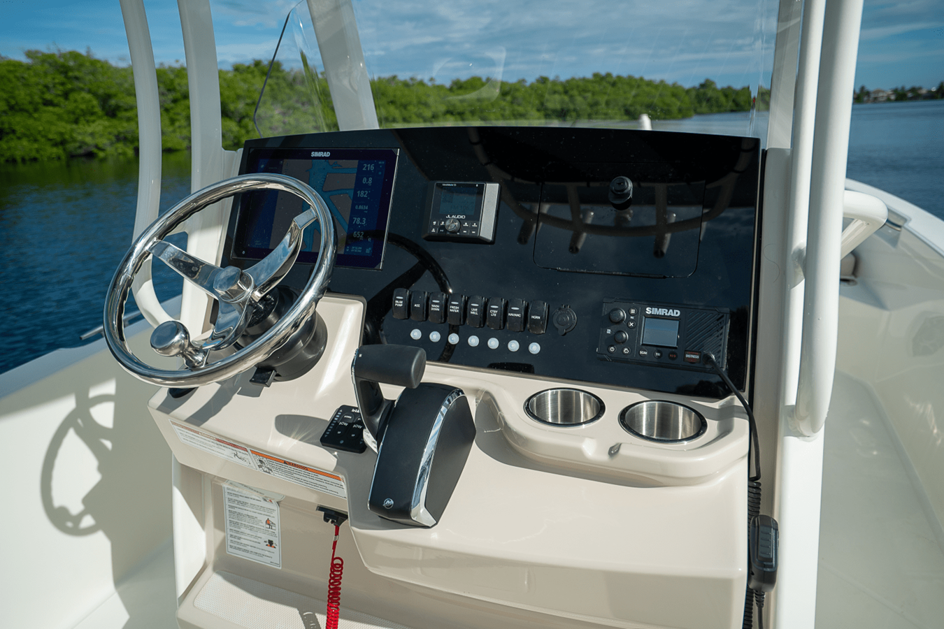 BOSTON WHALER 250 DAUNTLESS, photo 12