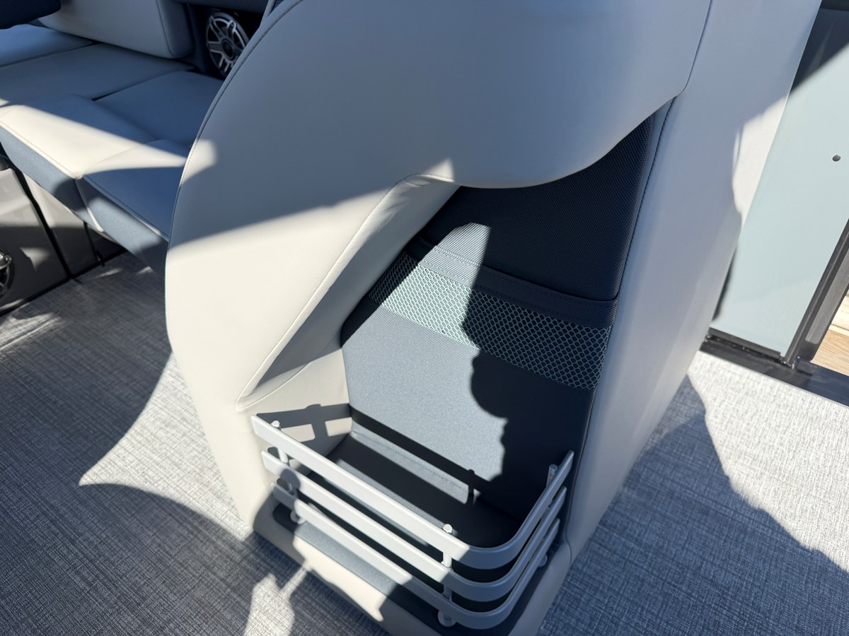 HARRIS GRAND MARINER 230, photo 13